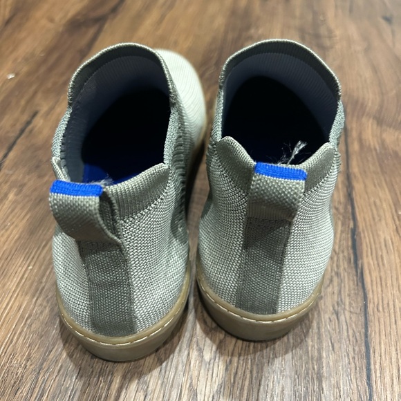 Rothy’s Chelsea shoes. Women’s size 8. Great condition! - Picture 2 of 3